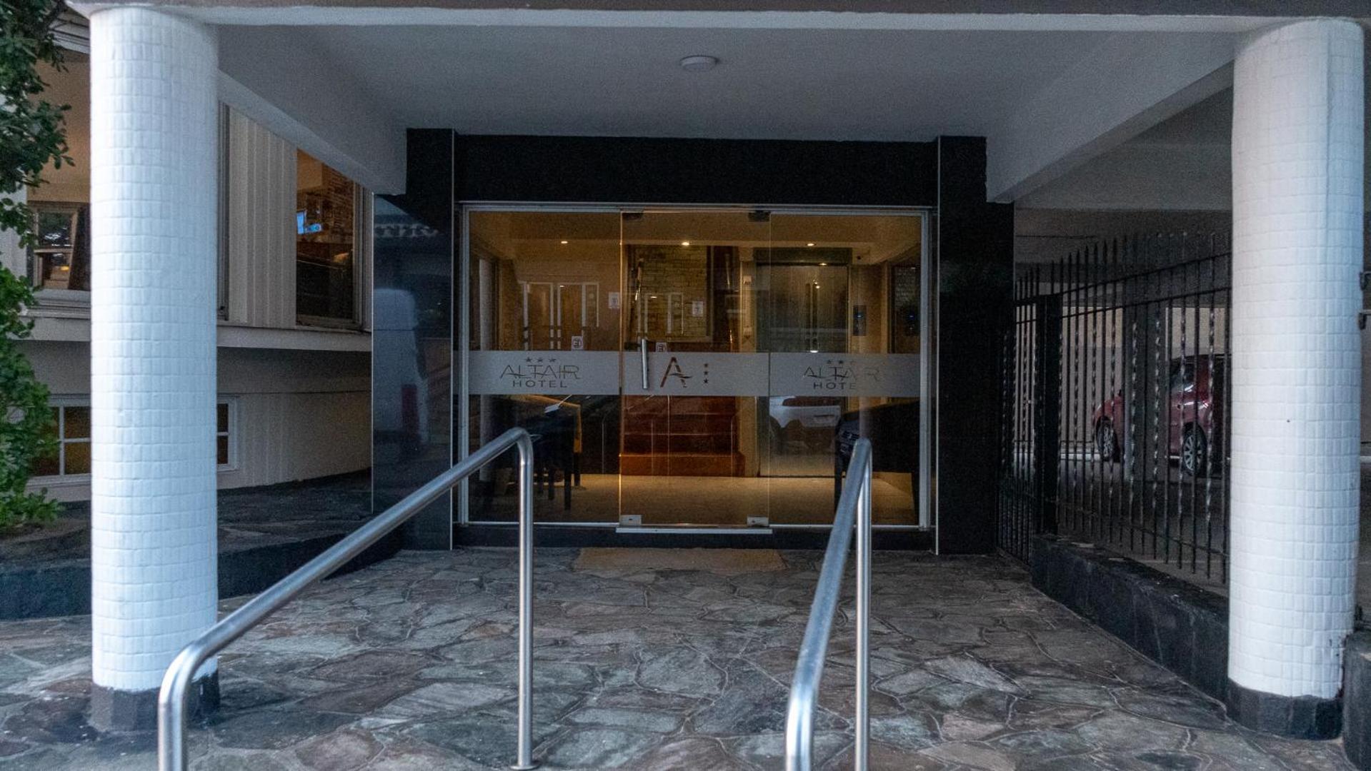 Altair Hotel 3*